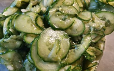 Gurkensalat mit Dill